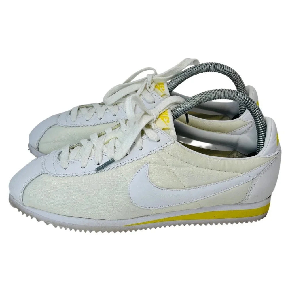 Nike Mens Shoes Size 9 Classic Cortez Nylon 2009 White Yellow‎ Retro 354698-111